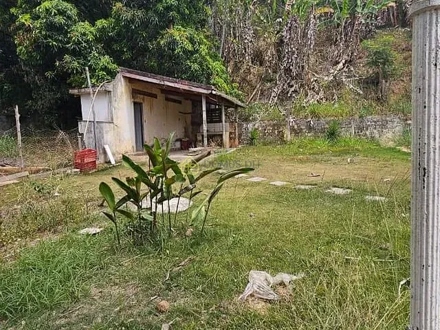 Terreno com 502m², à venda, no bairro Colônia Santo Antônio em Barra Mansa