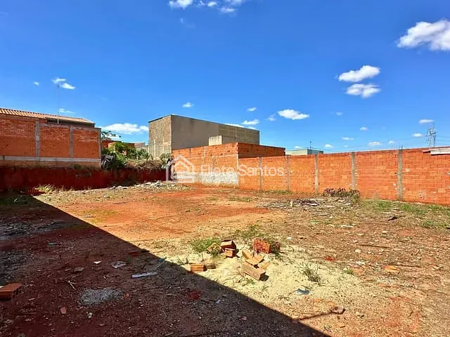 Terreno com 200m², à venda, no bairro Terrazul SM em Santa Bárbara D'Oeste