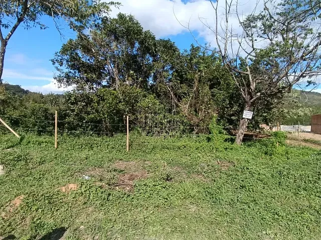 Terreno com 1080m², à venda, no bairro Cotia em Guapimirim