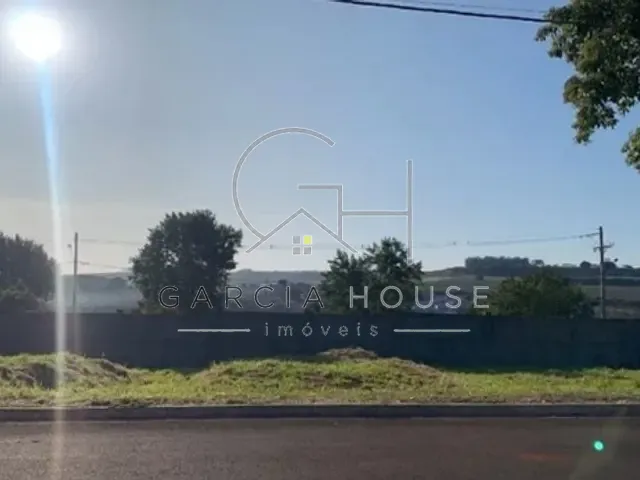 Terreno com 267m², à venda, no bairro Loteamento Santa Marta em Rua Gustavo de Souza Oliveira
