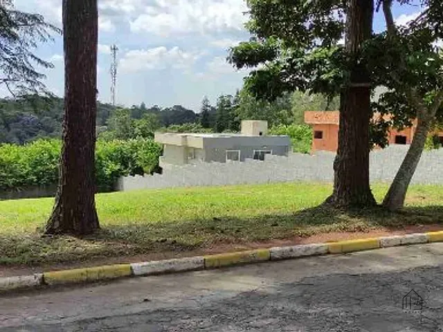Terreno com 1207m², à venda, no bairro San Diego em Vargem Grande Paulista