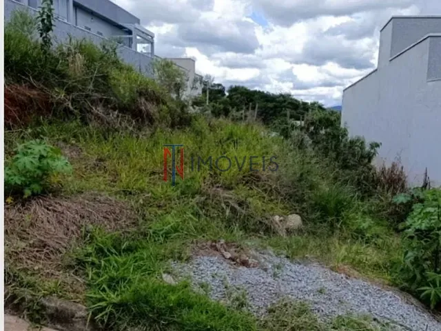 Terreno com 138m², à venda, no bairro Laranja Azeda em Bom Jesus dos Perdões