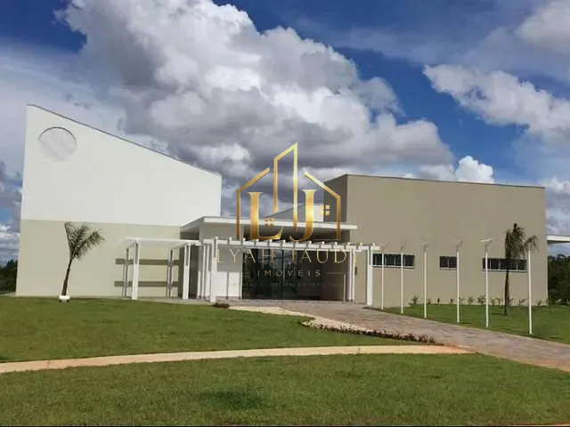 Terreno com 250m², à venda, no bairro Jardim Imperial em Cuiabá