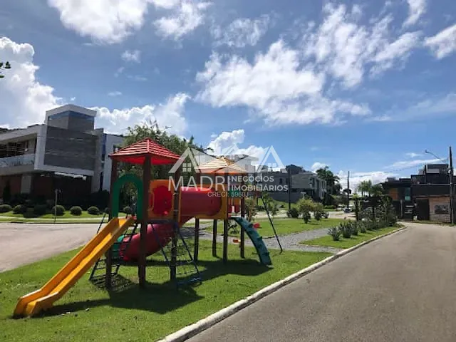 Terreno com 385m², à venda, no bairro Pedra Branca em Palhoça