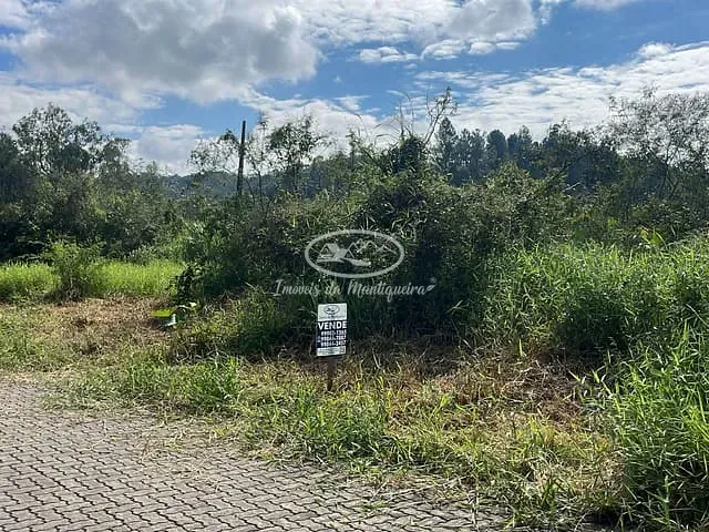 Terreno com 807m², à venda, no bairro Penedo em Itatiaia