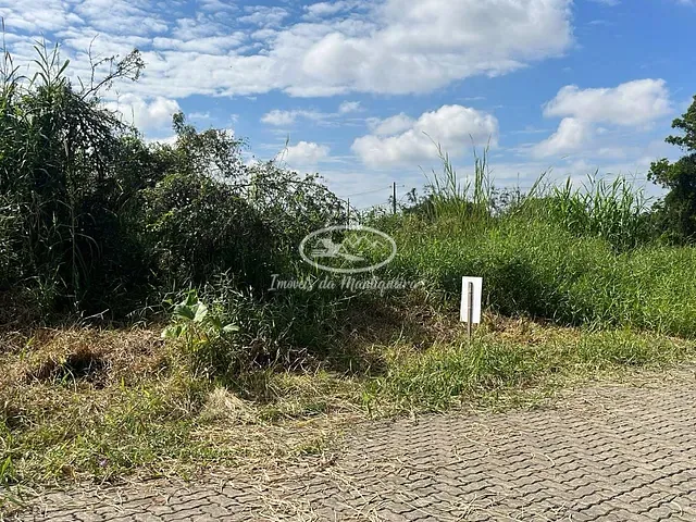 Terreno com 807m², à venda, no bairro Penedo em Itatiaia