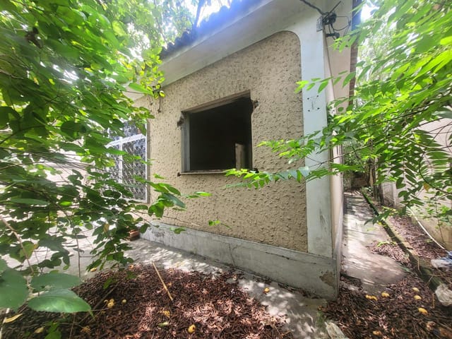 Terreno com 400m², à venda, no bairro Vila Valqueire em Rio de Janeiro