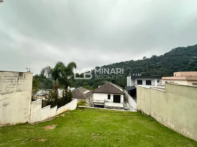 Terreno com 795m², à venda, no bairro Alphaville em Santana de Parnaíba
