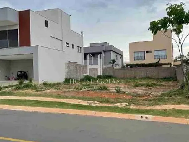 Terreno com 322m², à venda, no bairro Jardim Cristal em Aparecida de Goiânia