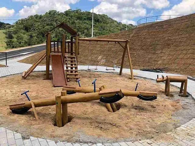 Terreno com 264m², à venda, no bairro Casa de Pedra em Volta Redonda