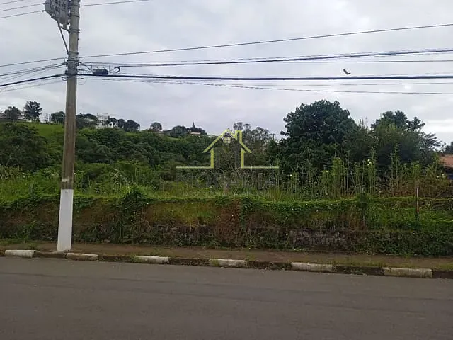 Terreno com 17631m², à venda, no bairro Irmãos Ricciardi em Guaxupé