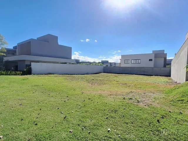 Terreno com 600m², à venda, no bairro Condomínio Residencial Colinas do Paratehy em São José dos Campos