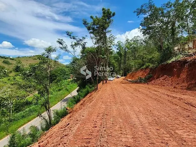 Terreno com 8000m², à venda, no bairro Centro em Matias Barbosa