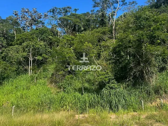 Terreno com 249m², à venda, no bairro Casa de Pedra em Volta Redonda
