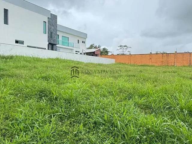 Terreno com 450m², à venda, no bairro Manassu em Jaboatão dos Guararapes