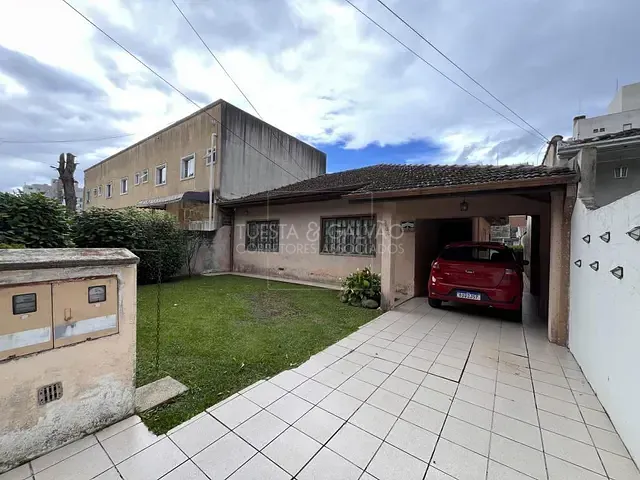 Terreno com 440m², à venda, no bairro Vila Izabel em Curitiba