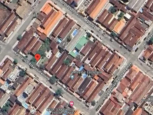 Terreno com 425m², à venda ou para alugar, no bairro Maracanã em Praia Grande