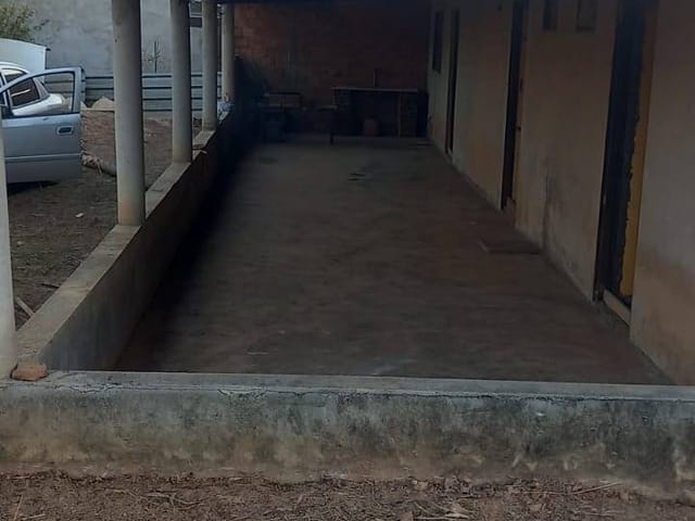 Casa com 500m², à venda, no bairro RURAL em Abadiânia