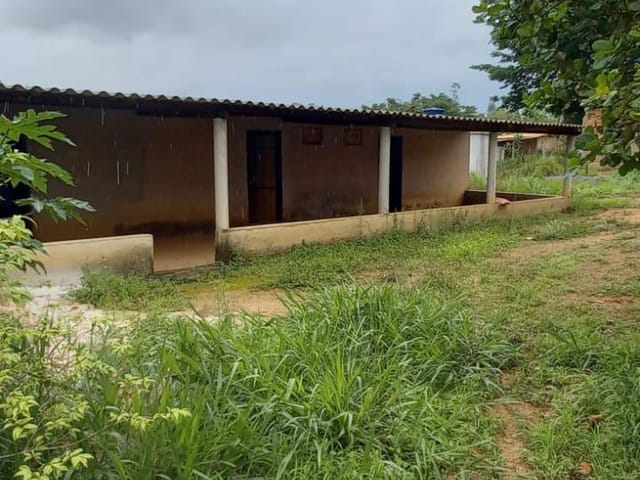 Casa com 500m², à venda, no bairro RURAL em Abadiânia