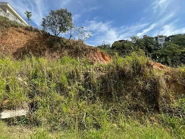 Terreno com 500m², à venda, no bairro Vila São Paulo em Mogi das Cruzes
