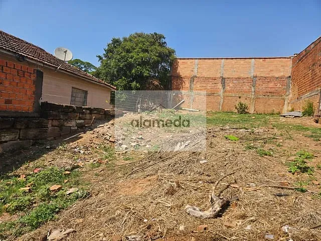 Terreno com 200m², à venda, no bairro VILA SÃO PEDRO em Jacarezinho