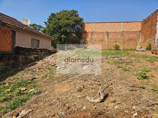 Terreno com 200m², à venda, no bairro VILA SÃO PEDRO em Jacarezinho