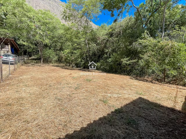 Terreno com 1800m², à venda, no bairro Inoã (Inoã) em Maricá