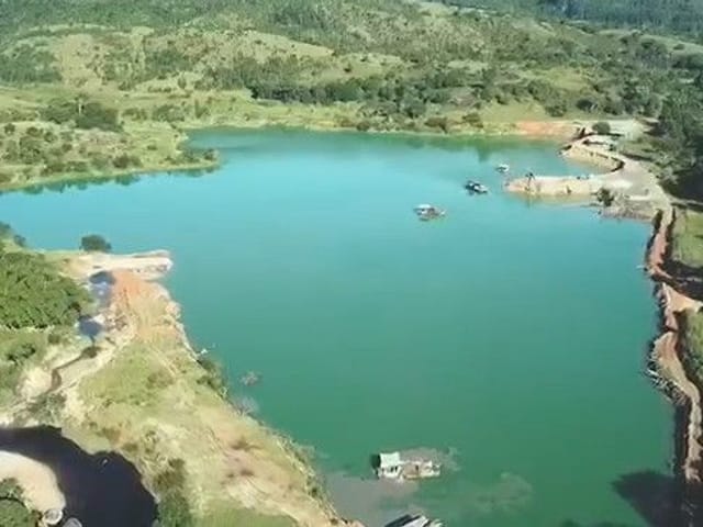 Terreno com 1994878m², à venda, no bairro Centro em Palhoça