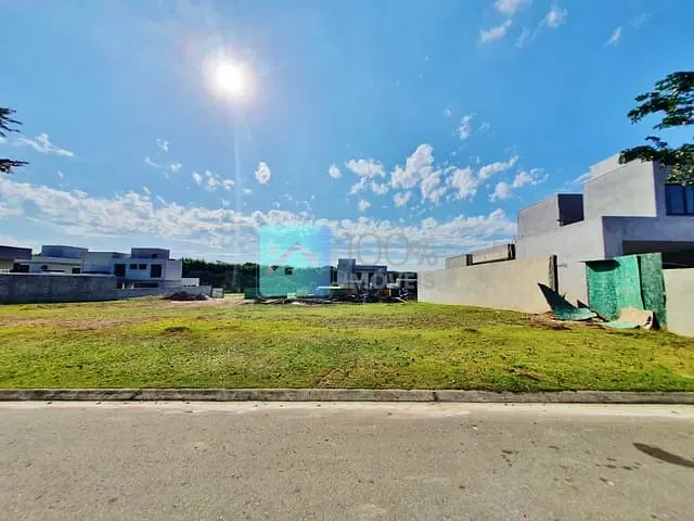 Terreno com 600m², à venda, no bairro Condomínio Residencial Colinas do Paratehy em São José dos Campos
