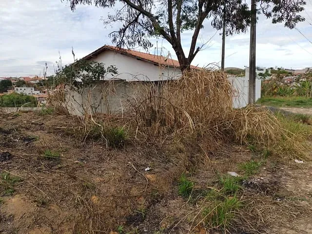 Terreno com 390m², à venda, no bairro Belvedere Club dos 500 em Guaratinguetá
