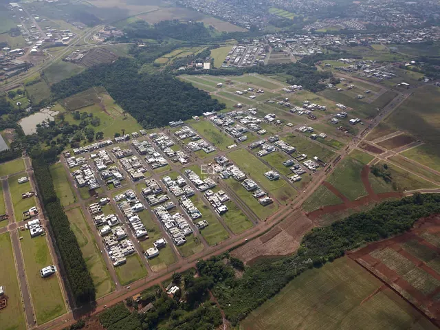 Terreno com 301m², à venda, no bairro Recanto Tropical em Cascavel