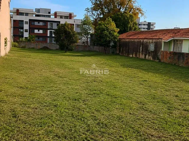 Terreno com 705m², à venda, no bairro Vila Operária em Campo Largo