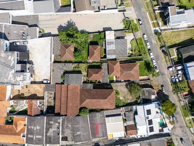 Terreno com 2760m², à venda, no bairro Seminário em Curitiba