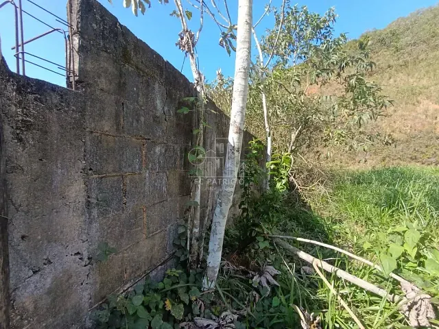 Terreno com 900m², à venda, no bairro Cotia em Guapimirim