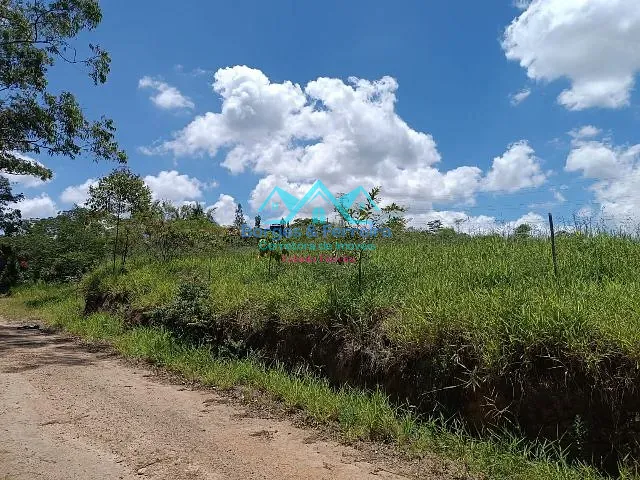 Terreno com 1700m², à venda, no bairro Carafá em Votorantim
