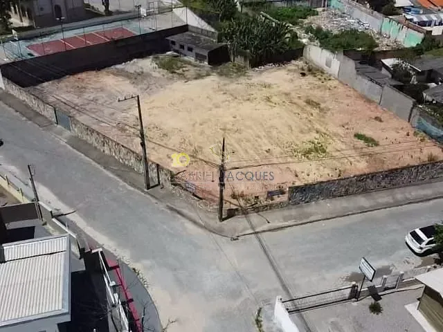 Terreno com 1380m², à venda, no bairro Caminho Novo em Palhoça