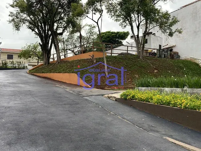 Terreno com 1100m², à venda, no bairro Cidade Vargas em São Paulo