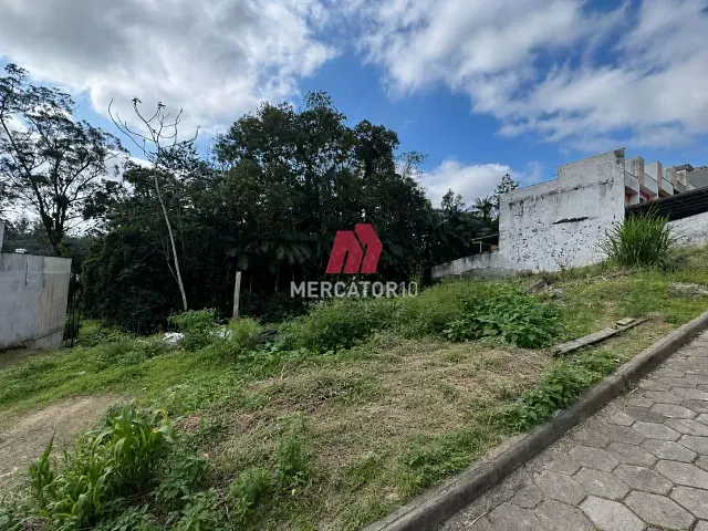 Terreno com 720m², à venda, no bairro Itoupava Central em Blumenau