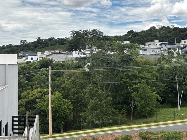 Terreno com 360m², à venda, no bairro Jardins Bolonha em Senador Canedo