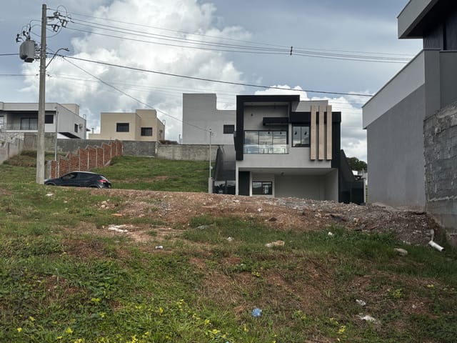 Terreno com 360m², à venda, no bairro Jardins Bolonha em Senador Canedo