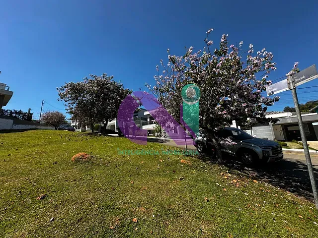Terreno com 292m², à venda, no bairro Suru em Santana de Parnaíba