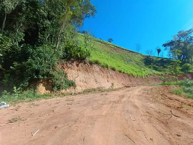 Terreno com 350m², à venda, no bairro Prata em Teresópolis