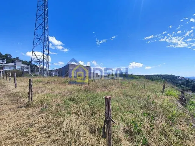 Terreno com 361m², à venda, no bairro Nações em Concórdia
