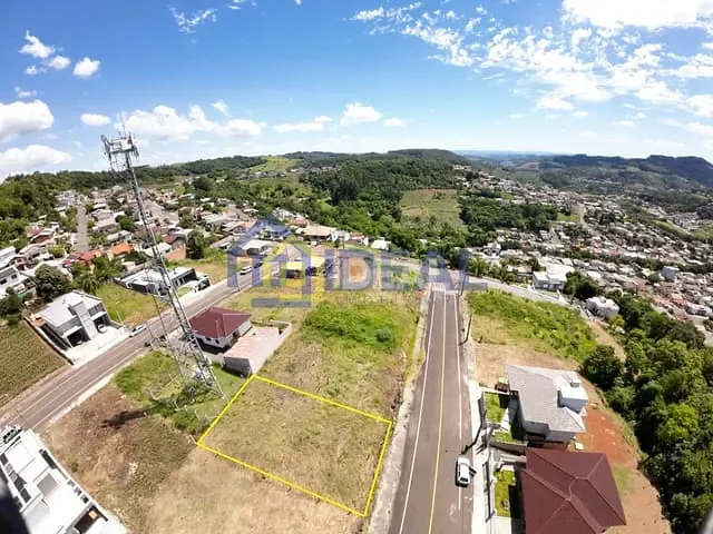 Terreno com 361m², à venda, no bairro Nações em Concórdia