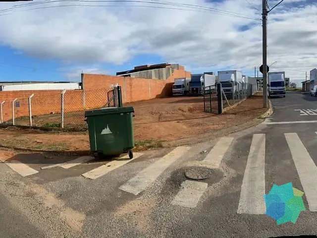 Terreno com 687m², à venda, no bairro Jardim Nair Maria em Salto