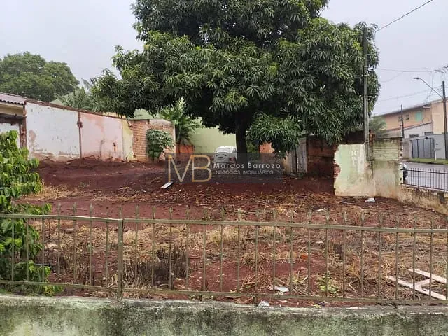 Terreno com 350m², à venda, no bairro Messiânico em Londrina