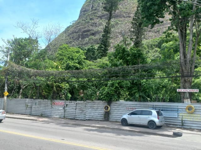 Terreno com 10715m², à venda, no bairro Vargem Pequena em Rio de Janeiro