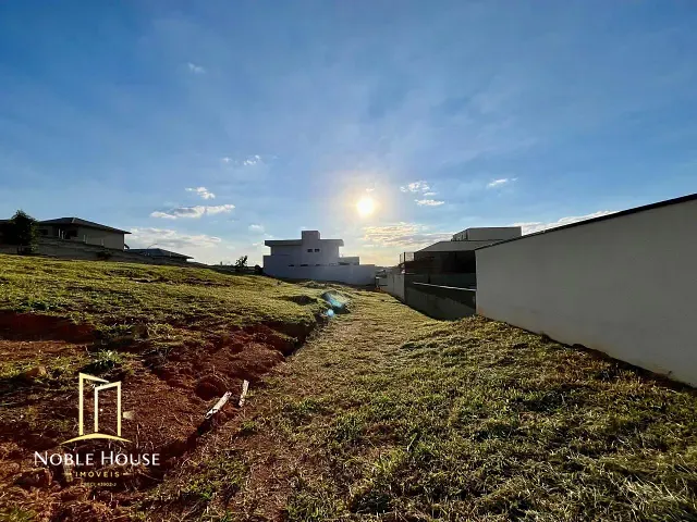 Terreno com 312m², à venda, no bairro Vila Capuava em Valinhos