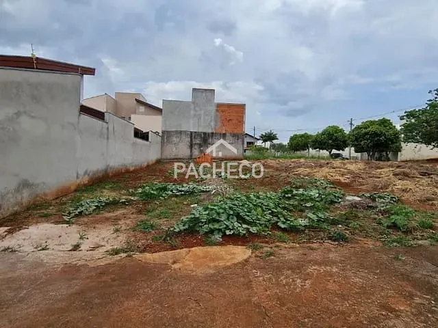 Terreno com 250m², à venda, no bairro Dodson em Santa Bárbara d'Oeste