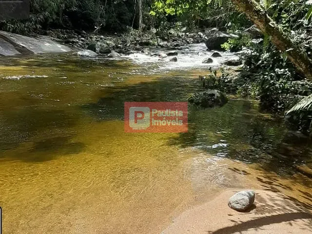 Terreno com 384m², à venda, no bairro Mar Verde em Caraguatatuba
